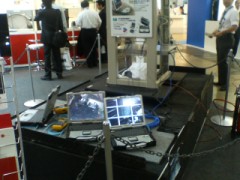 揺れてるー! 揺れてるー!