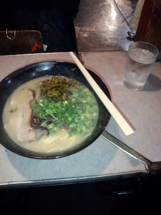 豚骨ラーメソ 豚骨ラーメソ