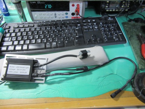 ケーブルの延長中、丸形コネクタ2本を延ばした ケーブルの延長中、丸形コネクタ2本を延ばした