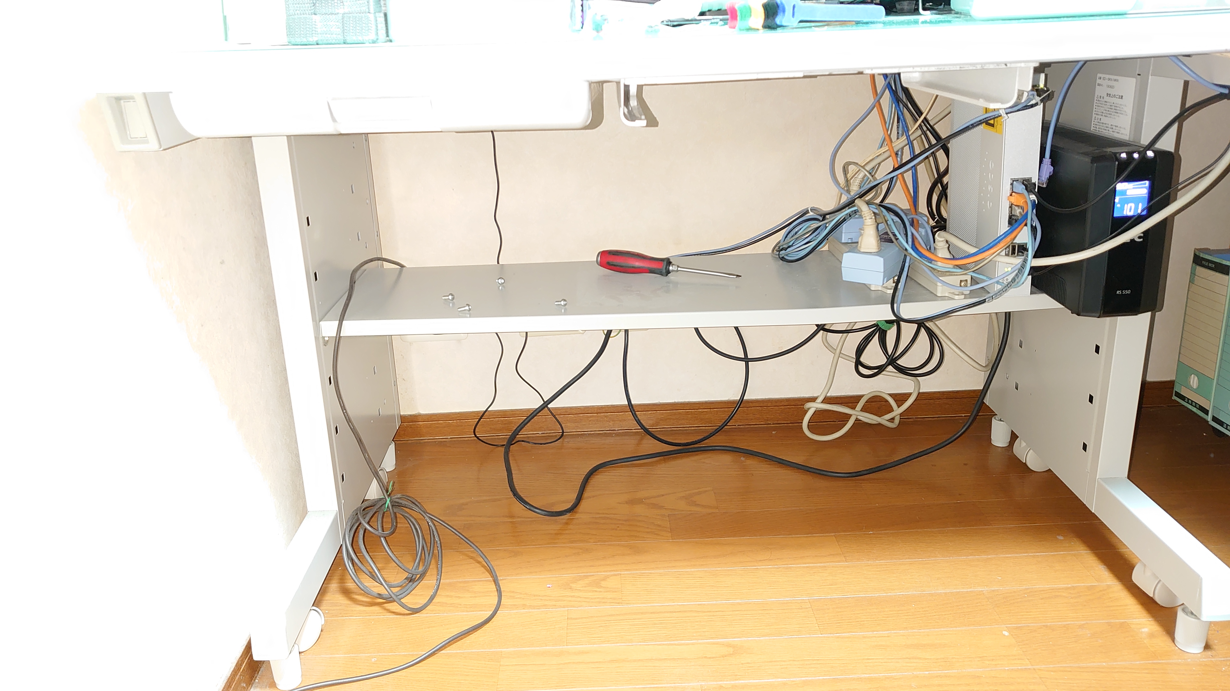 生きてるUPSやHUBを落とさないように。。。 生きてるUPSやHUBを落とさないように。。。