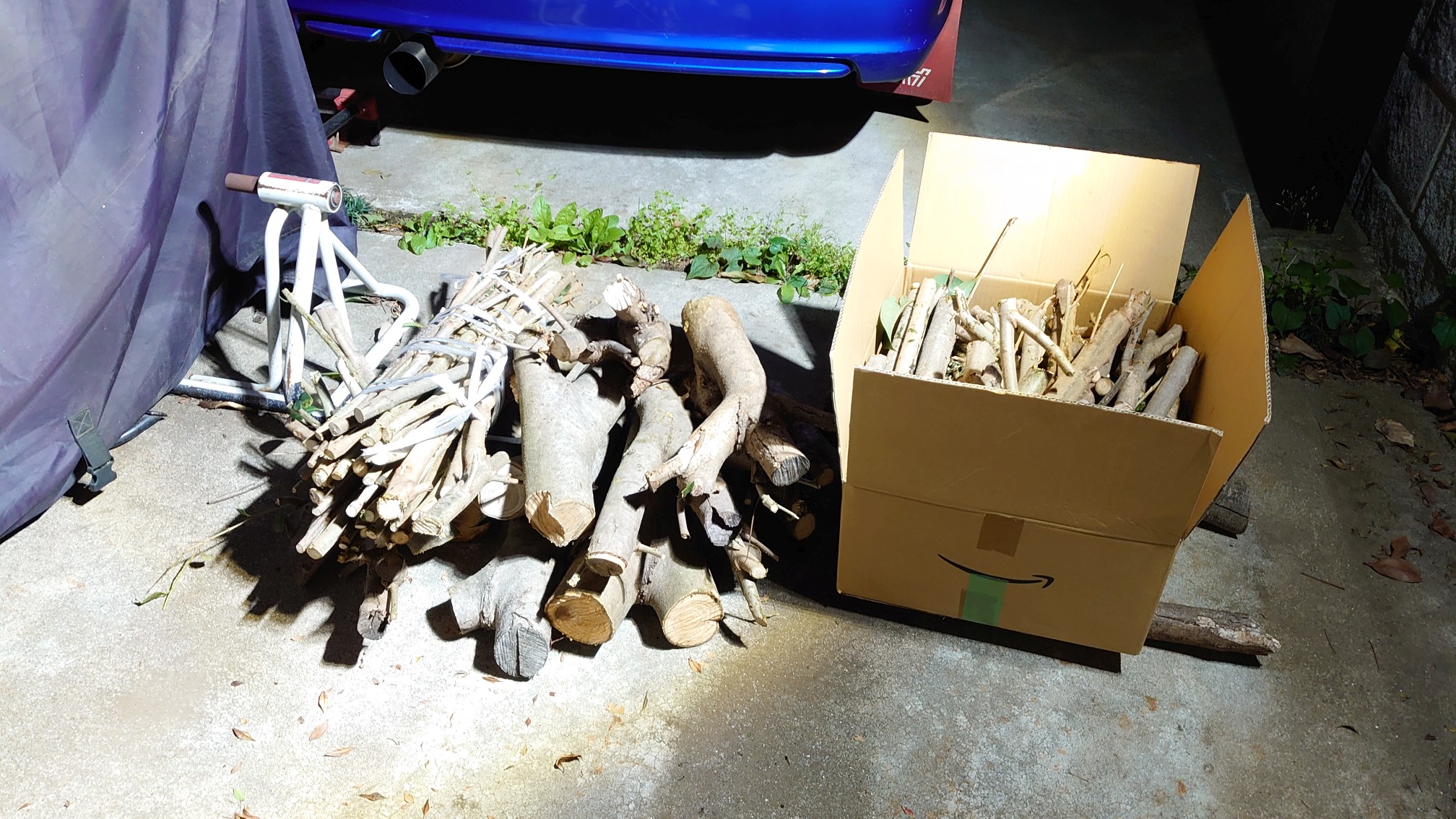 生木なのでこれで70kgぐらいある 生木なのでこれで70kgぐらいある